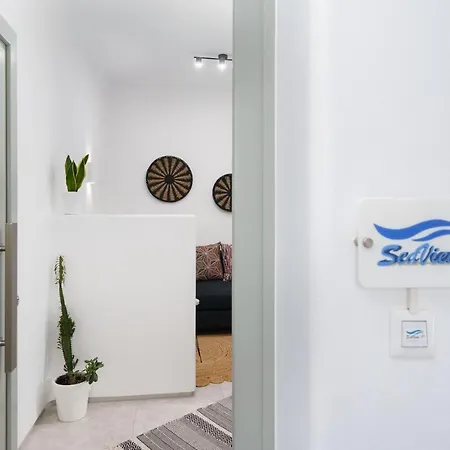 Seaview Apartment
